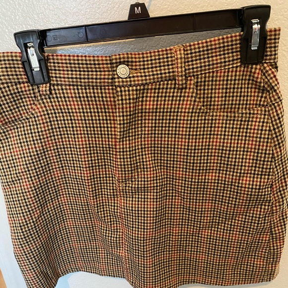 Fun fall skirt - Picture 3 of 6